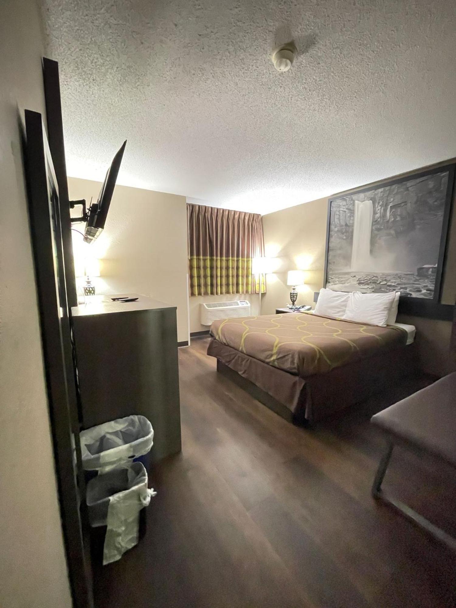 Hotel Super 8 By Wyndham Ithaca Esterno foto