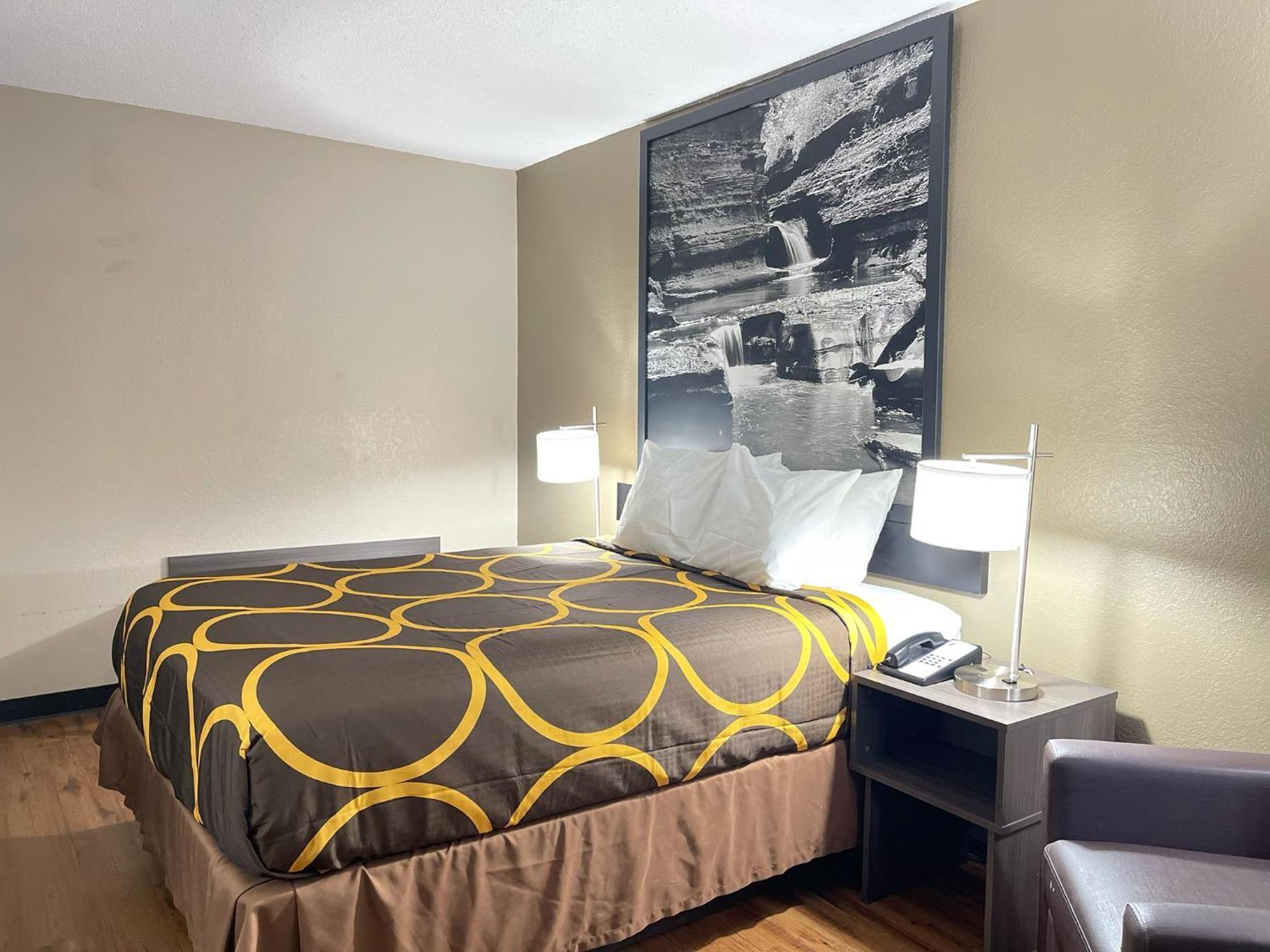 Hotel Super 8 By Wyndham Ithaca Esterno foto