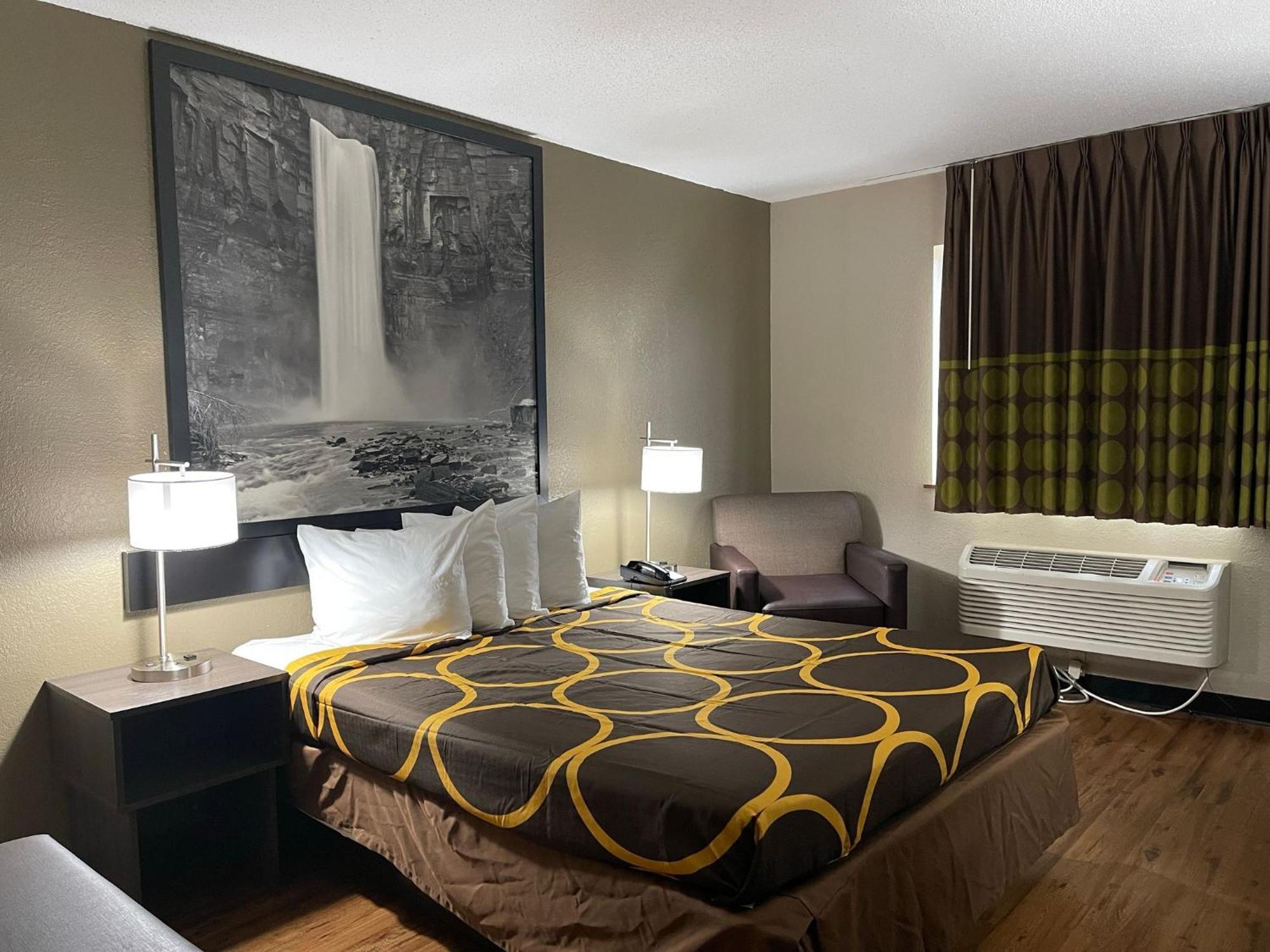 Hotel Super 8 By Wyndham Ithaca Esterno foto