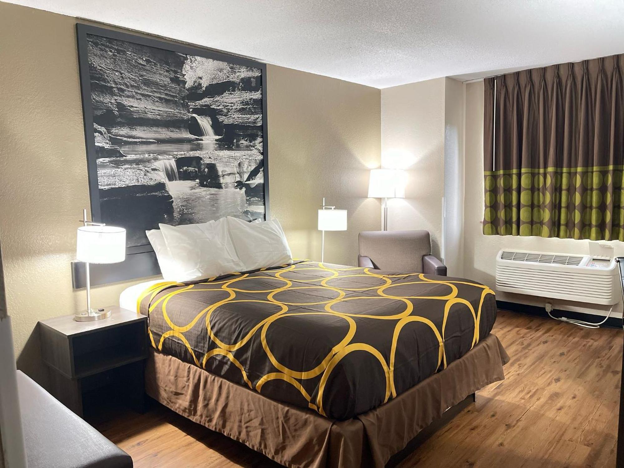 Hotel Super 8 By Wyndham Ithaca Esterno foto