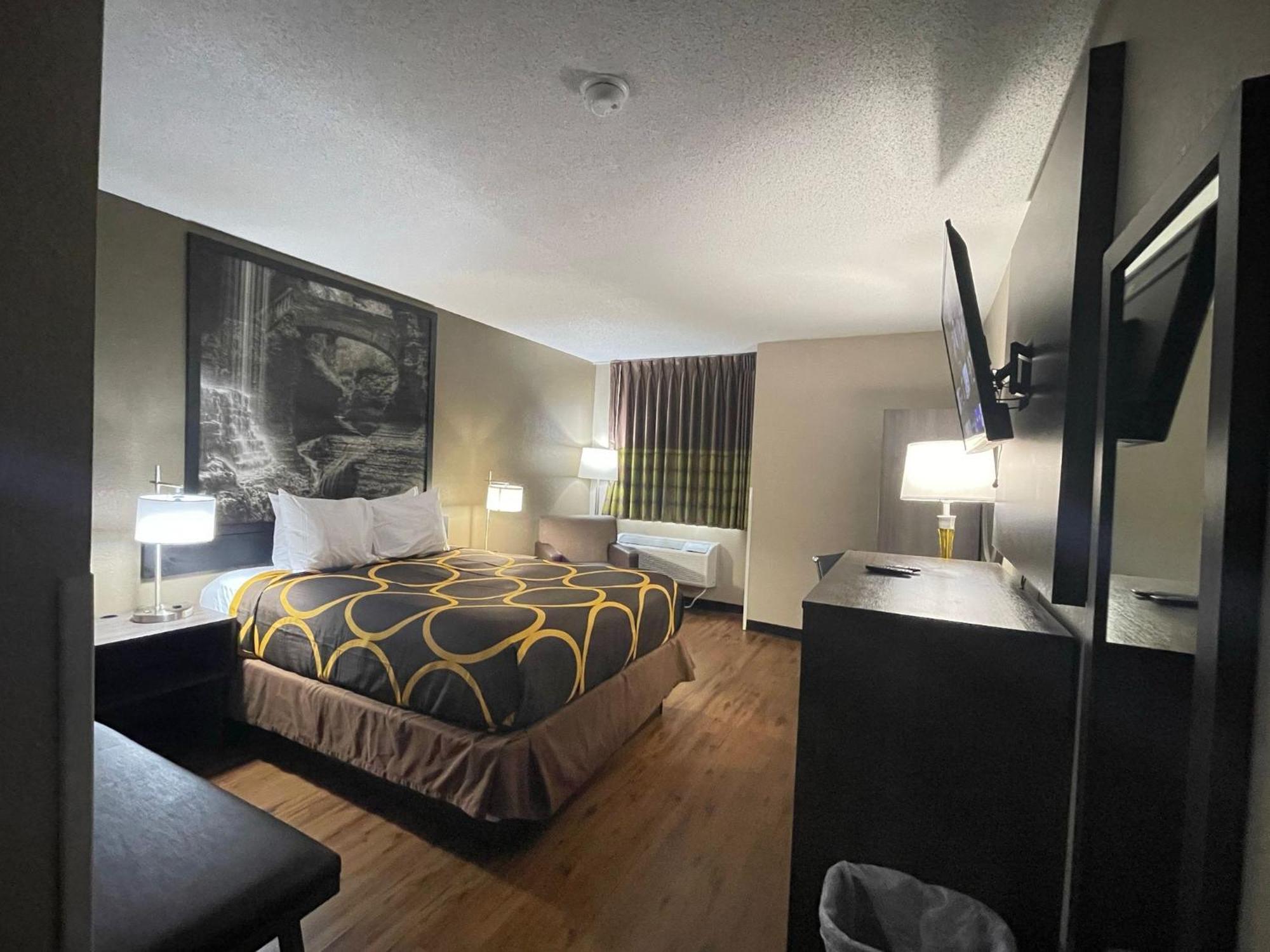 Hotel Super 8 By Wyndham Ithaca Esterno foto