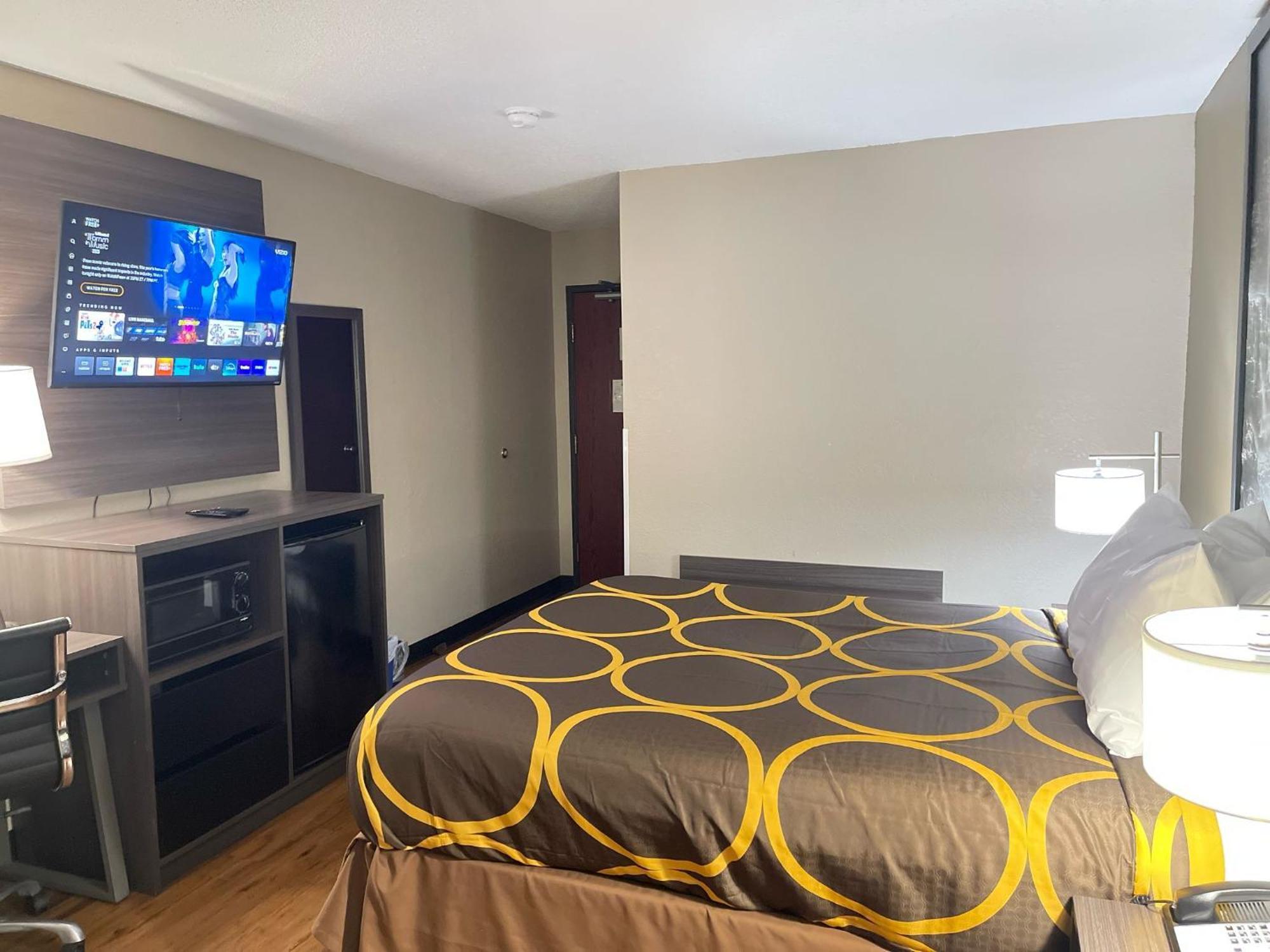 Hotel Super 8 By Wyndham Ithaca Esterno foto
