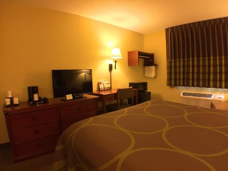 Hotel Super 8 By Wyndham Ithaca Esterno foto